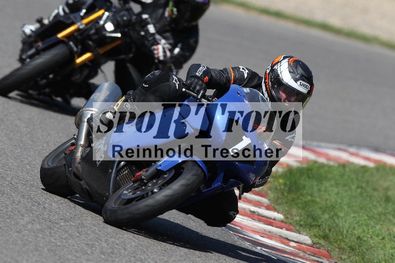 Archiv-2022/57 29.08.2022 Plüss Moto Sport ADR/Einsteiger/1